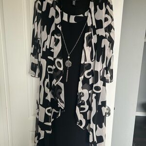 Stylish Black and White Women's Dress